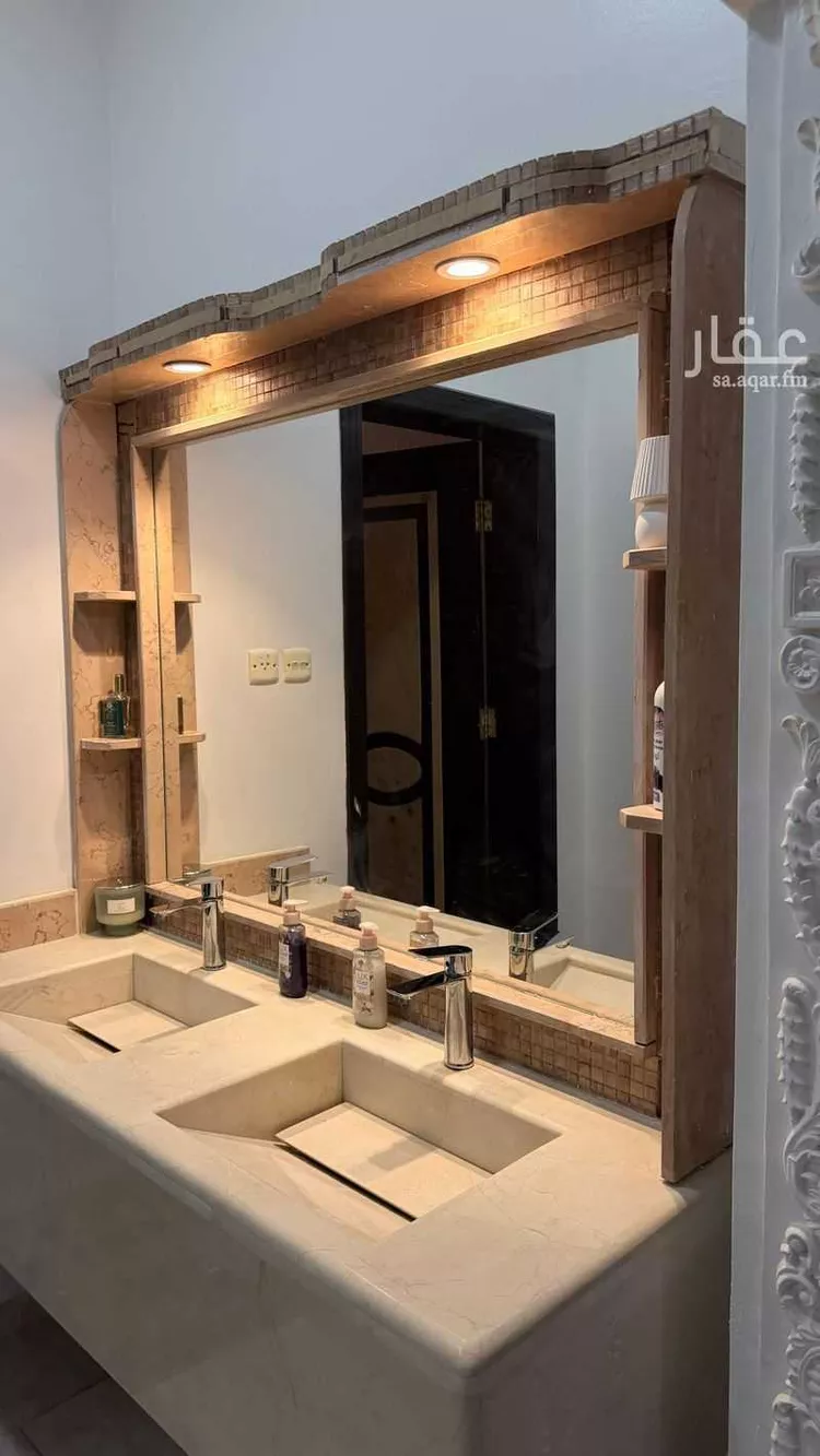 شقة للبيع في شارع عبدالله بن قيس, حي إشبيلية, مدينة الرياض, منطقة الرياض 15