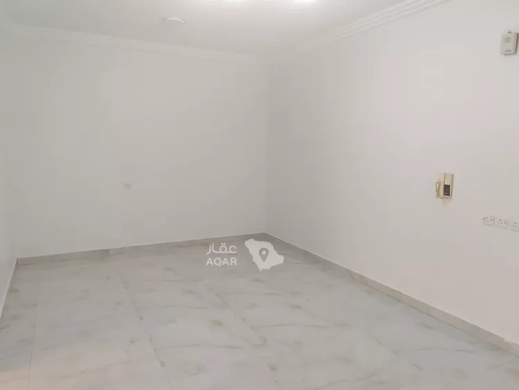 Floor for Rent in Riyadh Az Zahrah 5
