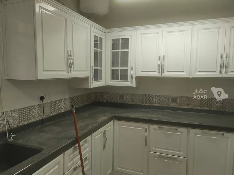 Floor for Rent in Riyadh Az Zahrah 14