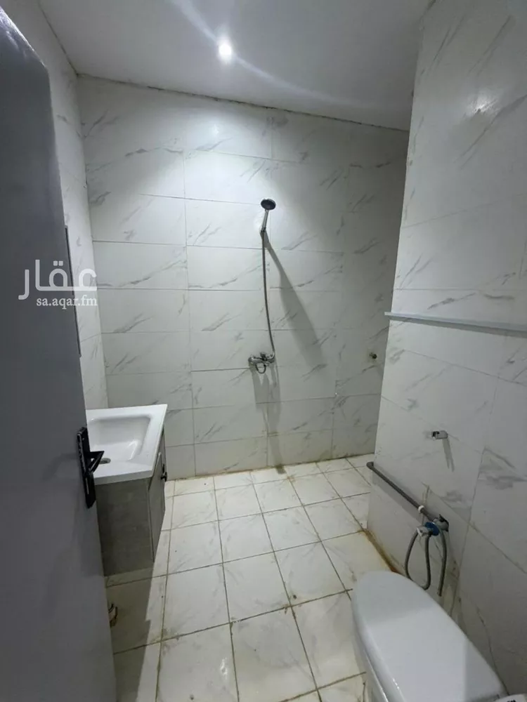 شقة للإيجار في شارع الشيخ عبدالله بن عبدان, حي الروضة, مدينة الرياض, منطقة الرياض صورة 5