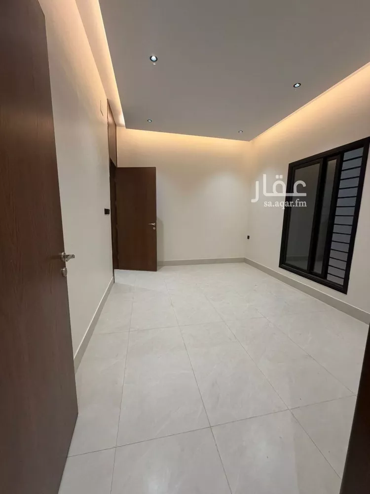 شقة للبيع في شارع سليمان بن عمرو, حي الجامعيين, مدينة خميس مشيط, منطقة عسير صورة 4