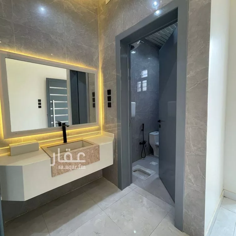 شقة للبيع في شارع شارع احمد بن حنبل, حي ال بريد, مدينة أحد رفيدة, منطقة عسير صورة 5