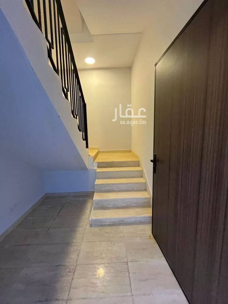 دور للبيع في شارع عمر ابن حبيب, حي الجنادرية, مدينة الرياض, منطقة الرياض صورة 5