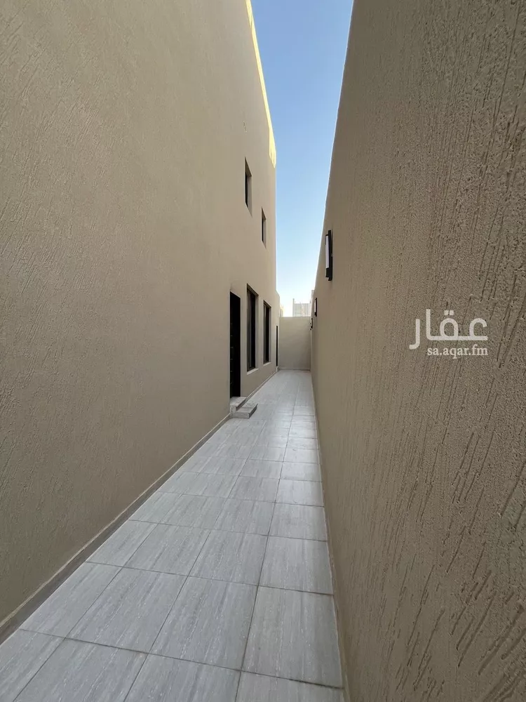 فيلا للبيع في شارع علي بن حسن صيرفي, حي النظيم, مدينة الرياض, منطقة الرياض 25