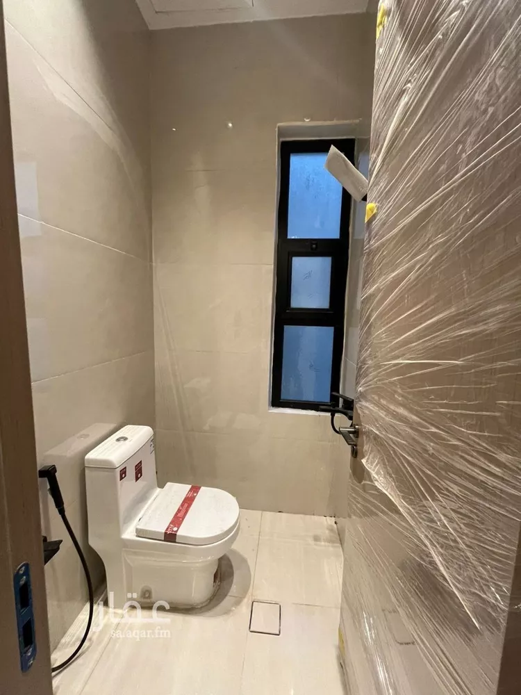 فيلا للبيع في شارع عمر ابن حبيب, حي الجنادرية, مدينة الرياض, منطقة الرياض 19
