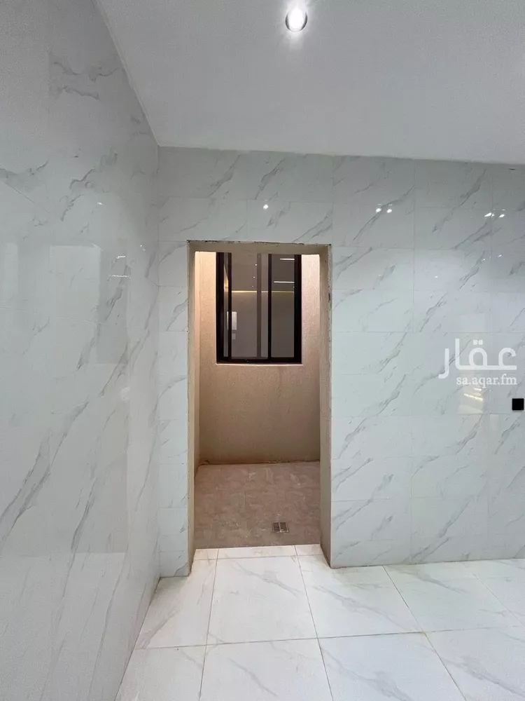 فيلا للبيع في شارع علي بن حسن صيرفي, حي النظيم, مدينة الرياض, منطقة الرياض 10