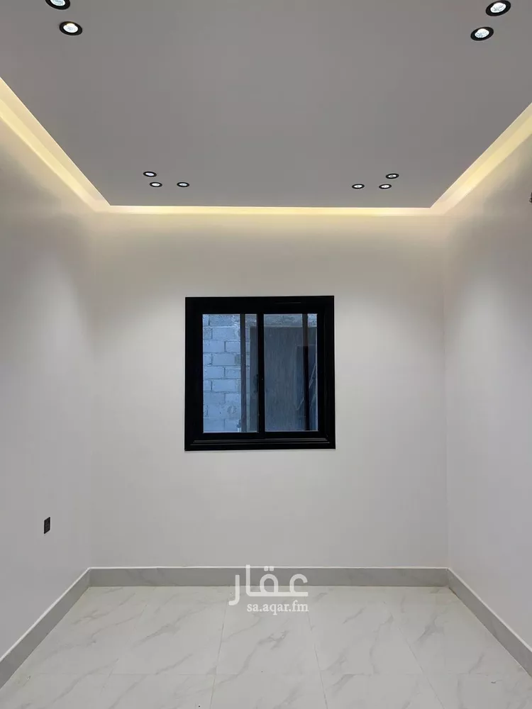فيلا للبيع في شارع عياض بن خويلد, حي النظيم, مدينة الرياض, منطقة الرياض 24