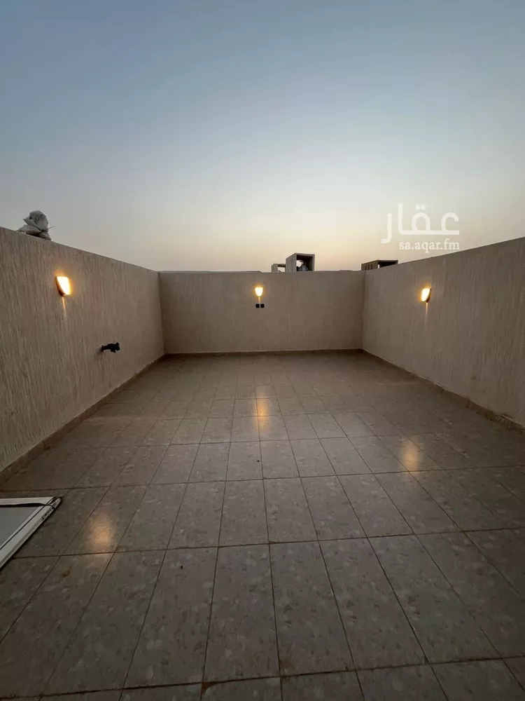 فيلا للبيع في شارع عمر ابن حبيب, حي الجنادرية, مدينة الرياض, منطقة الرياض 21