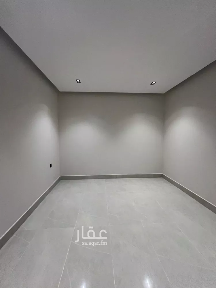 دور للبيع في شارع عمر ابن حبيب, حي الجنادرية, مدينة الرياض, منطقة الرياض 13