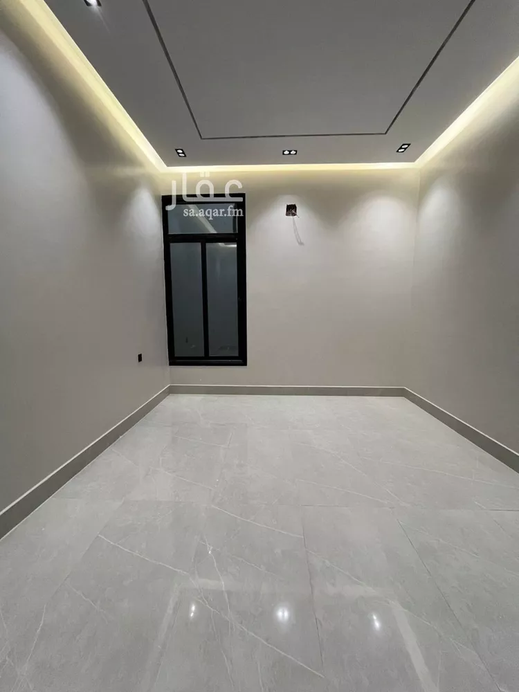 Floor for Sale in Riyadh Al Janadriyah 15