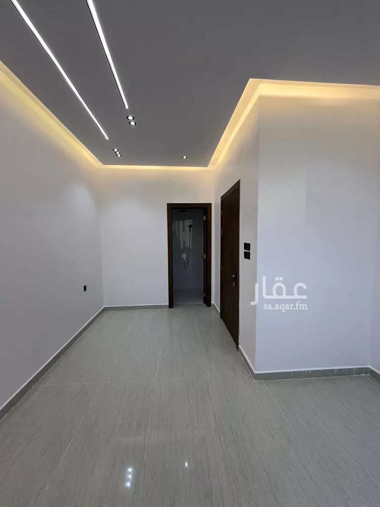 فيلا للبيع في شارع علي بن حسن صيرفي, حي النظيم, مدينة الرياض, منطقة الرياض 17