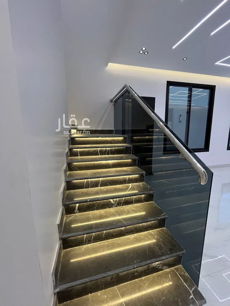 فيلا للبيع في شارع عياض بن خويلد, حي النظيم, مدينة الرياض, منطقة الرياض 10