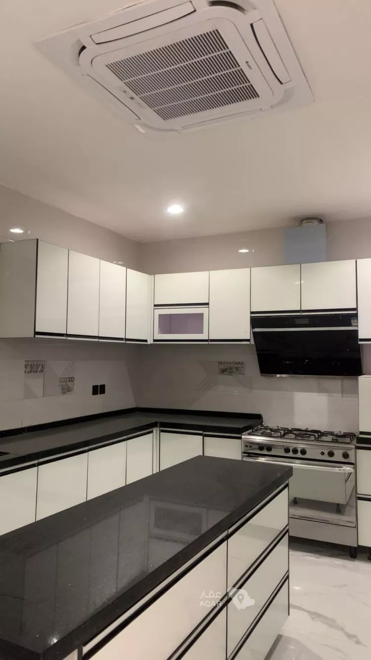 Floor for Rent in Riyadh Al Arid 9