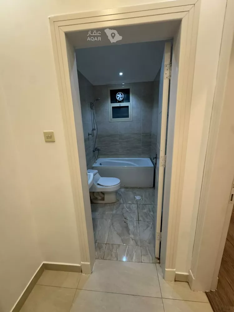 Floor for Rent in Riyadh Al Yasmin صورة 5