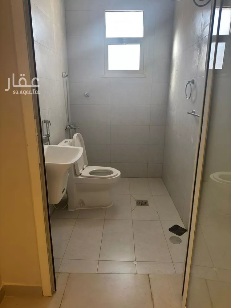 شقة للإيجار في شارع تثليث, حي عرقة, مدينة الرياض, منطقة الرياض صورة 5