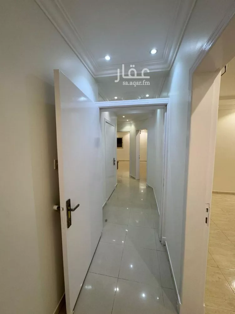 شقة للإيجار في شارع المبارك ابن ابي طالب, حي العقيق, مدينة الرياض, منطقة الرياض صورة 3