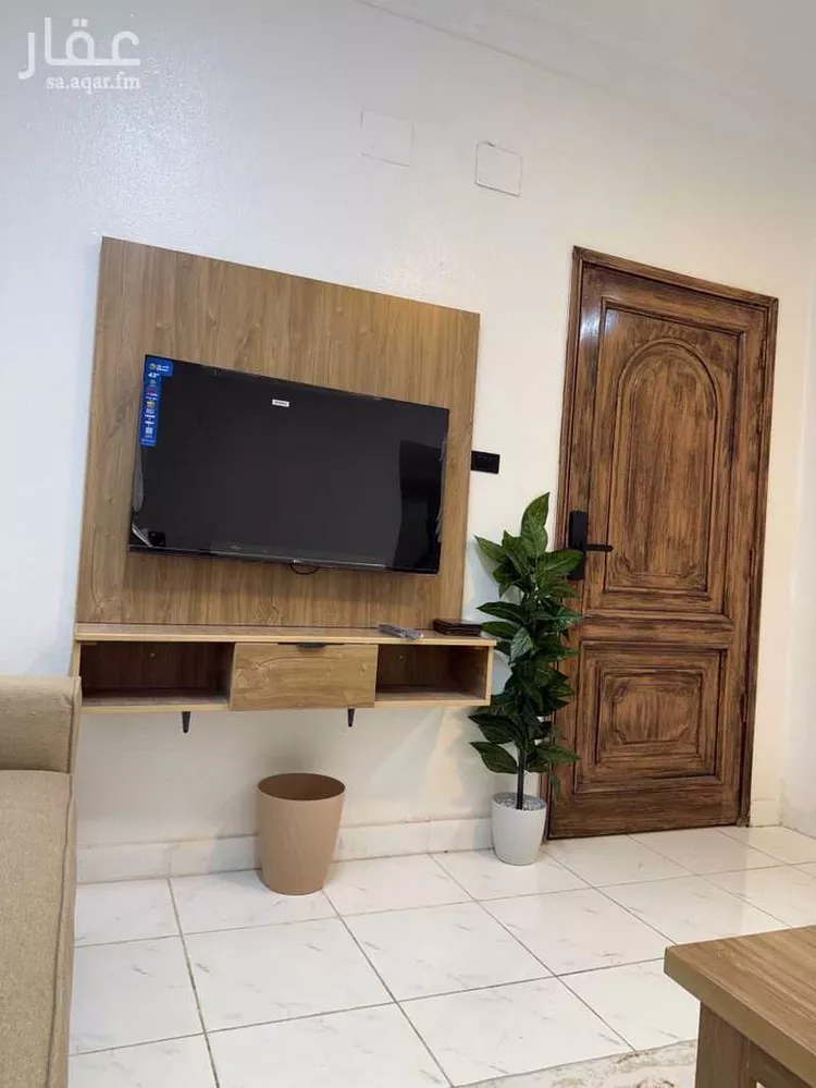 عمارة للإيجار في شارع عبد الله بن الزبير, حي الروضة, مدينة تبوك, منطقة تبوك 6