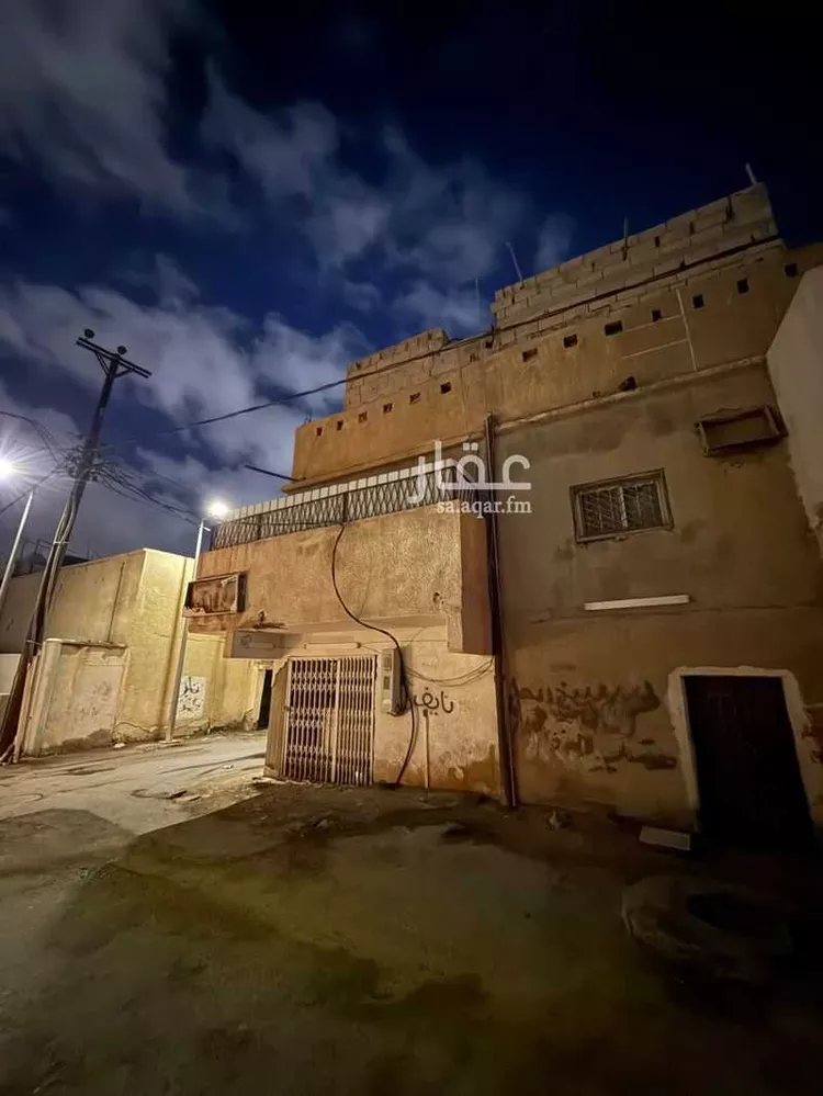 عمارة للبيع في شارع محمد الصايغ, حي البساتين, مدينة تبوك, منطقة تبوك صورة 4