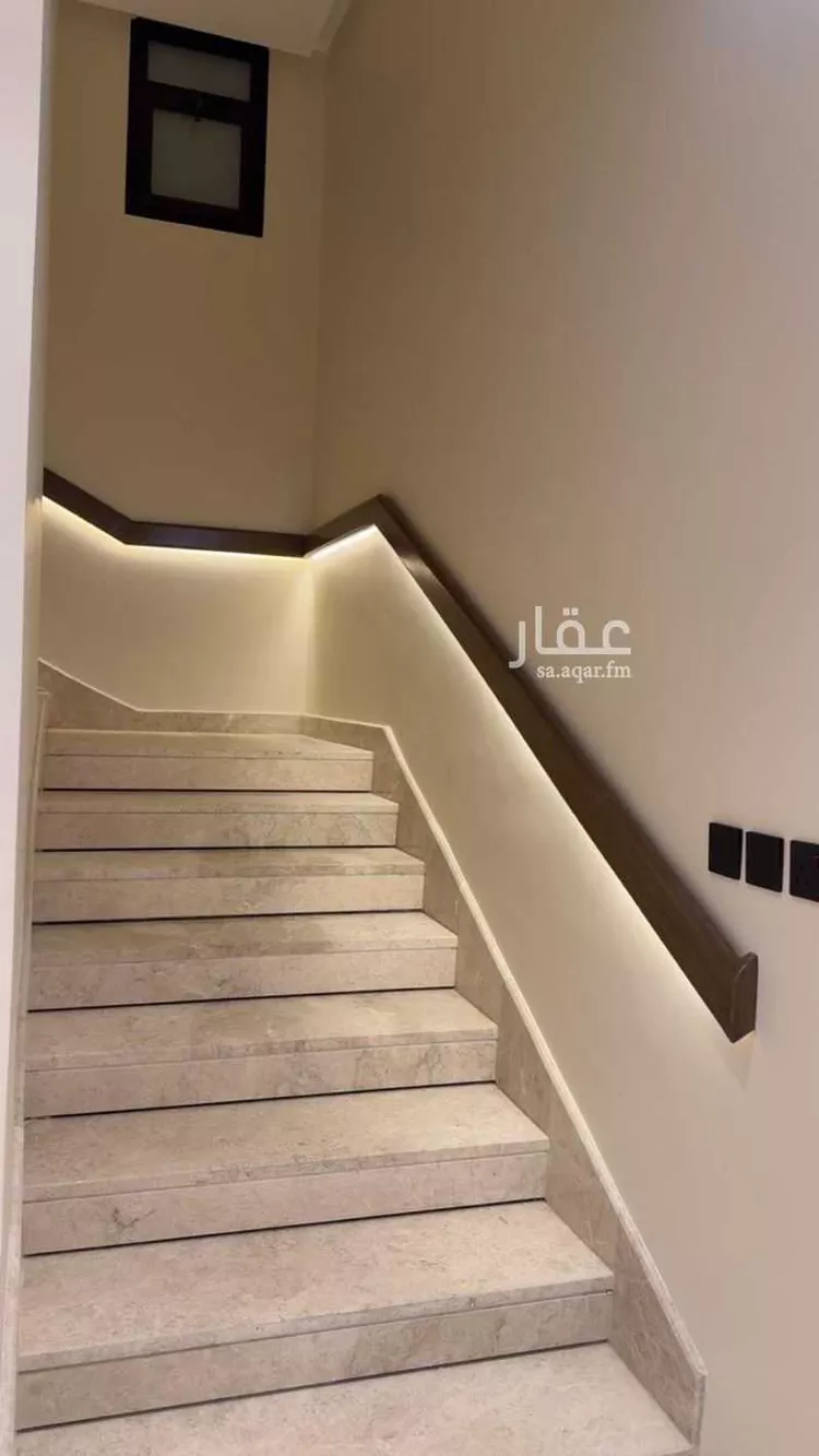 فيلا للبيع في شارع ابن طاهر, حي القراحين, مدينة الطائف, منطقة مكة المكرمة صورة 4