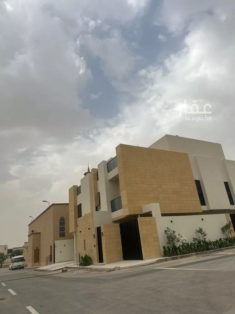 دور للبيع في شارع محمود عبدالله قاري, حي الصفاء, مدينة الرياض, منطقة الرياض صورة 5