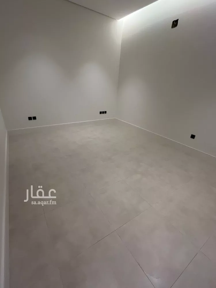 فيلا للبيع في شارع يوسف الصنهاجي, حي الأندلس, مدينة الرياض, منطقة الرياض صورة 5