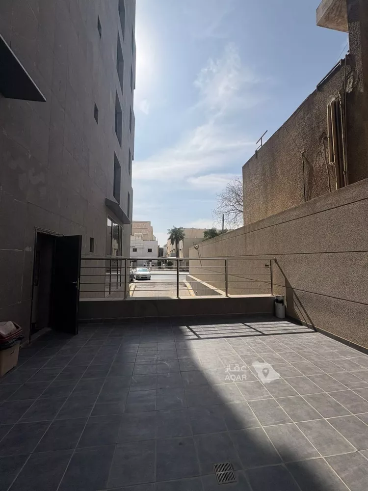 Commercial Office for Rent in Riyadh Al Malaz 2