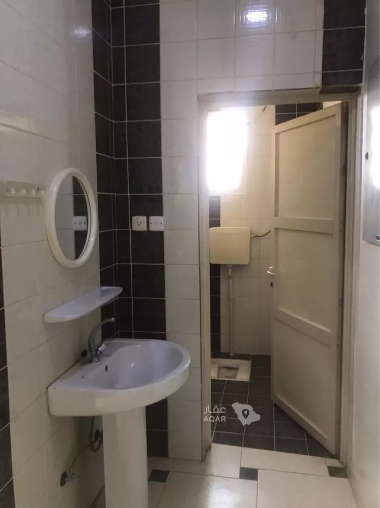 شقة للإيجار في شارع محمد المنفلوطي, حي العريجاء الغربي, مدينة الرياض, منطقة الرياض 8
