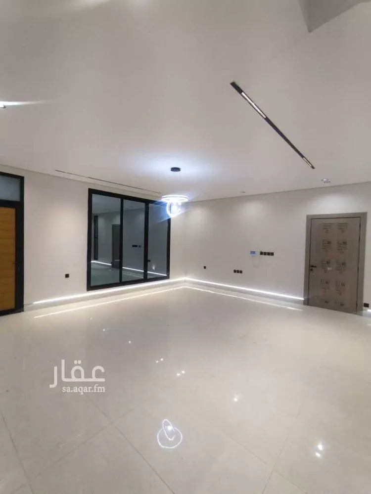 فيلا للبيع في شارع محمد الشويعر, حي ضاحية الملك فهد, مدينة الدمام, المنطقة الشرقية 13