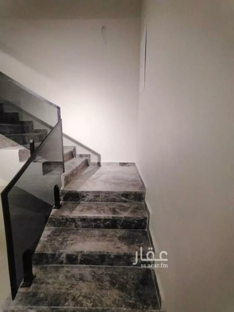 فيلا للبيع في شارع محمد الحازمي, حي ضاحية الملك فهد, مدينة الدمام, المنطقة الشرقية صورة 3