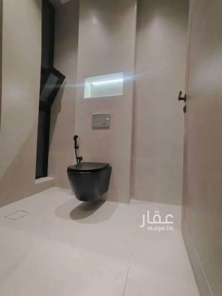 فيلا للبيع في شارع محمد الحازمي, حي ضاحية الملك فهد, مدينة الدمام, المنطقة الشرقية 11