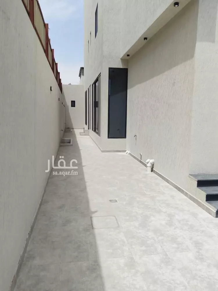 فيلا للبيع في شارع داود الحنفي, حي ضاحية الملك فهد, مدينة الدمام, المنطقة الشرقية 8