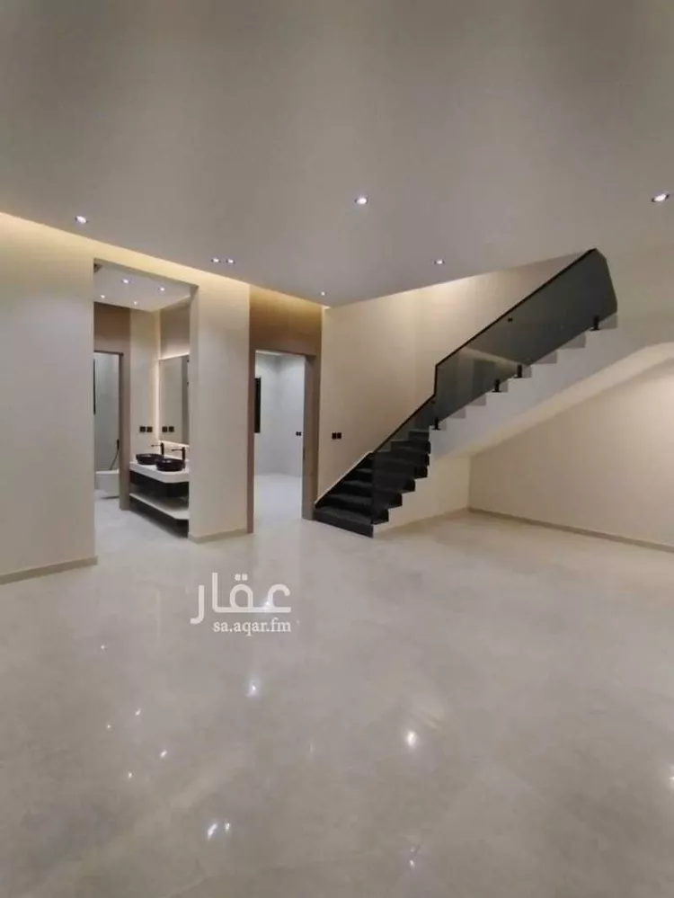فيلا للبيع في شارع الافلاج, حي ضاحية الملك فهد, مدينة الدمام, المنطقة الشرقية صورة 2
