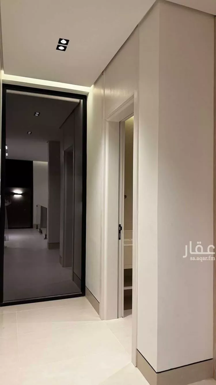 فيلا للبيع في شارع أحمد بن أصبغ, حي الصفاء, مدينة الرياض, منطقة الرياض 26