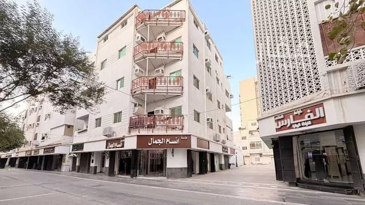 عمارة للبيع في شارع قباء الحديث, حي الجمعة, مدينة المدينة المنورة, منطقة المدينة المنورة صورة 5