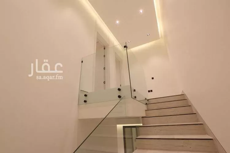 Floor for Sale in Riyadh Ar Rimal 6