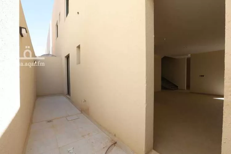 دور للبيع في شارع البحرية, حي السويدي الغربي, مدينة الرياض, منطقة الرياض 9