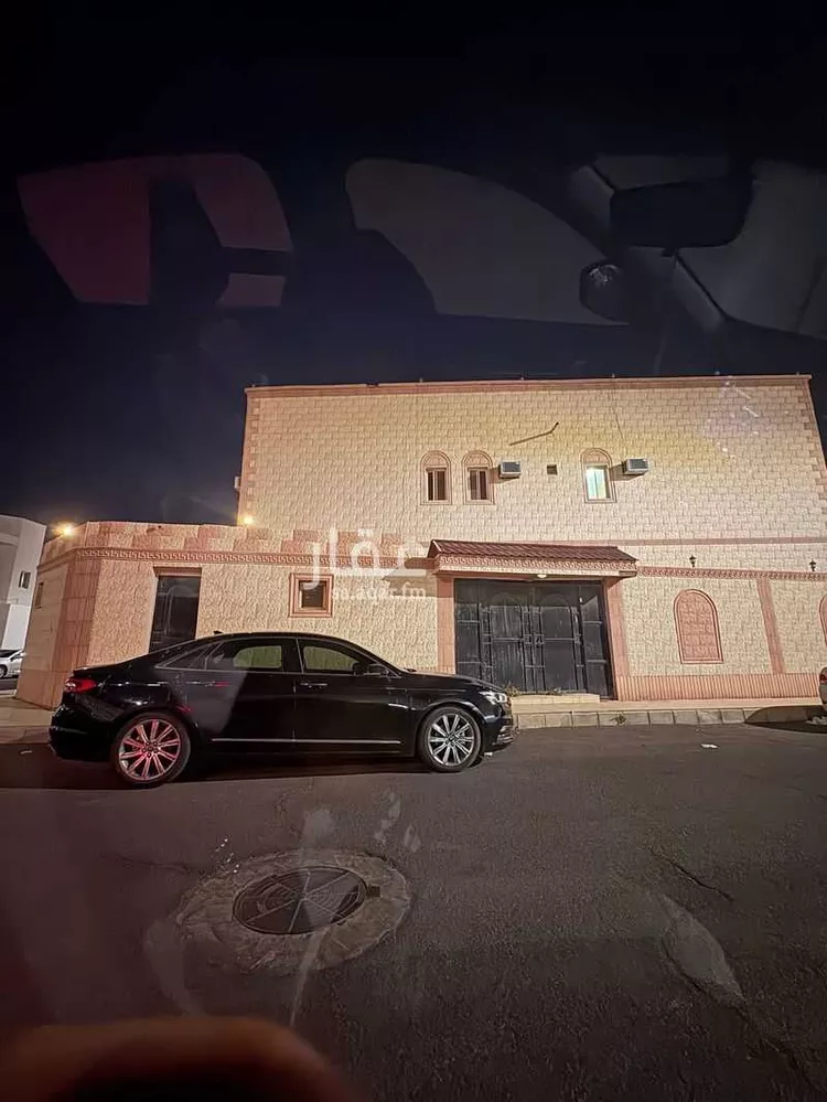 Villa for Sale in Medina Al Qiblatayn