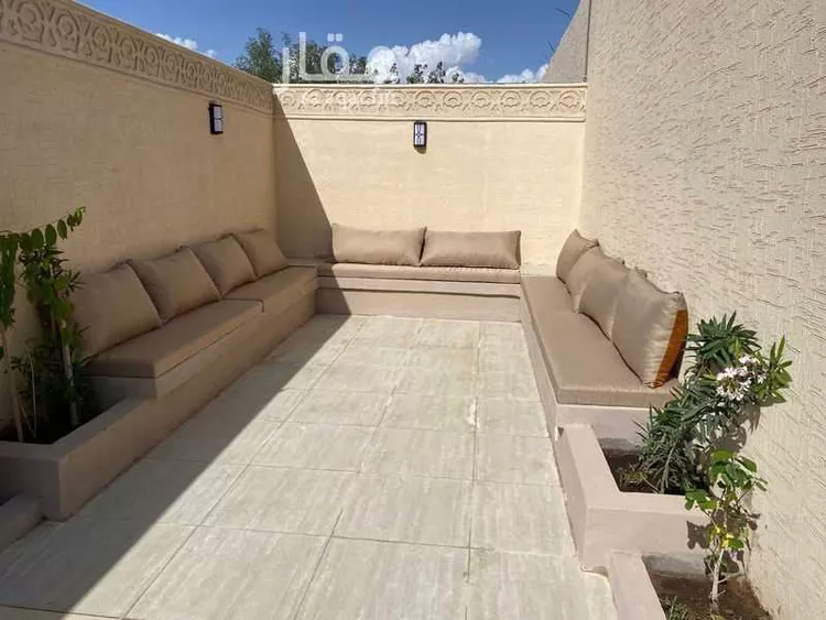 مجمع للبيع في شارع الكمثرى, حي الرمال, مدينة الرياض, منطقة الرياض صورة 2