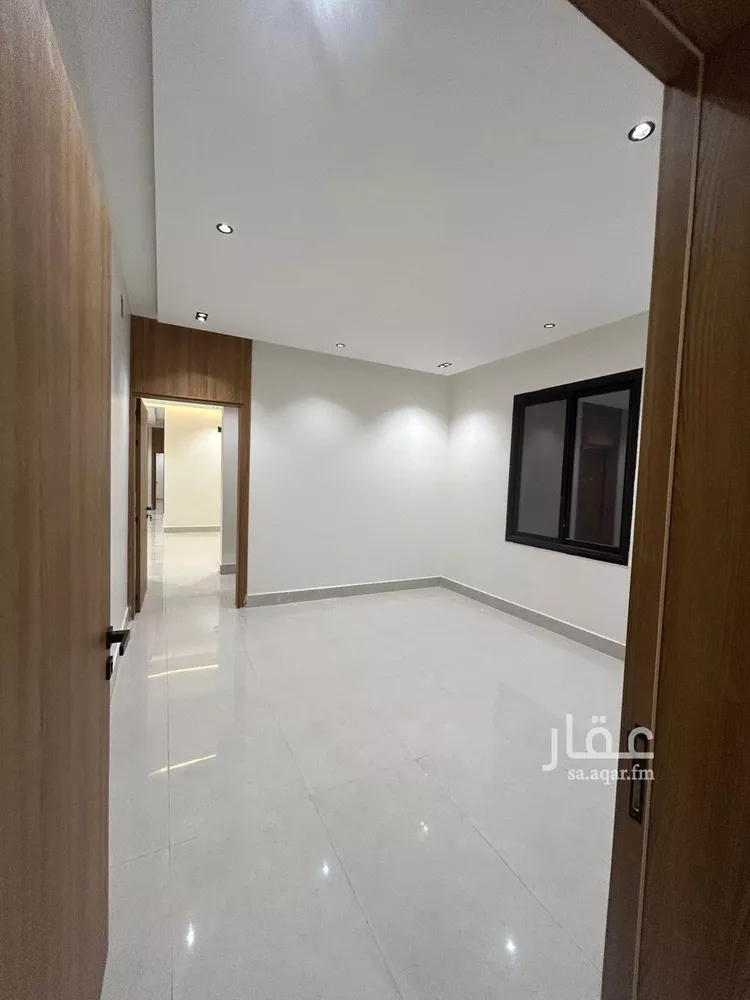 Floor for Sale in Riyadh Okaz