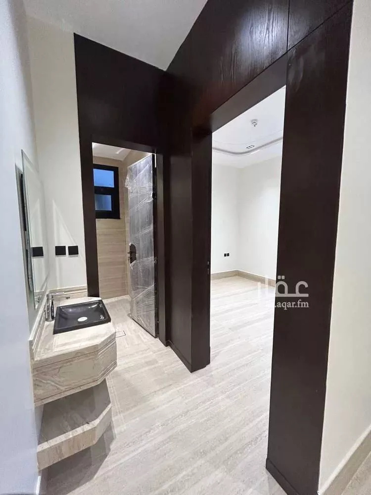 عمارة للإيجار في شارع ابن المهاجر, حي المهدية, مدينة الرياض, منطقة الرياض