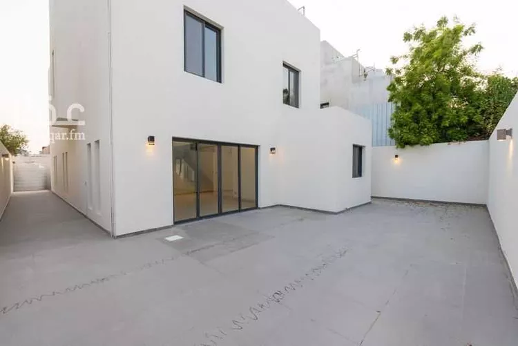 Villa for Sale in Al Khobar Al Buhairah صورة 3