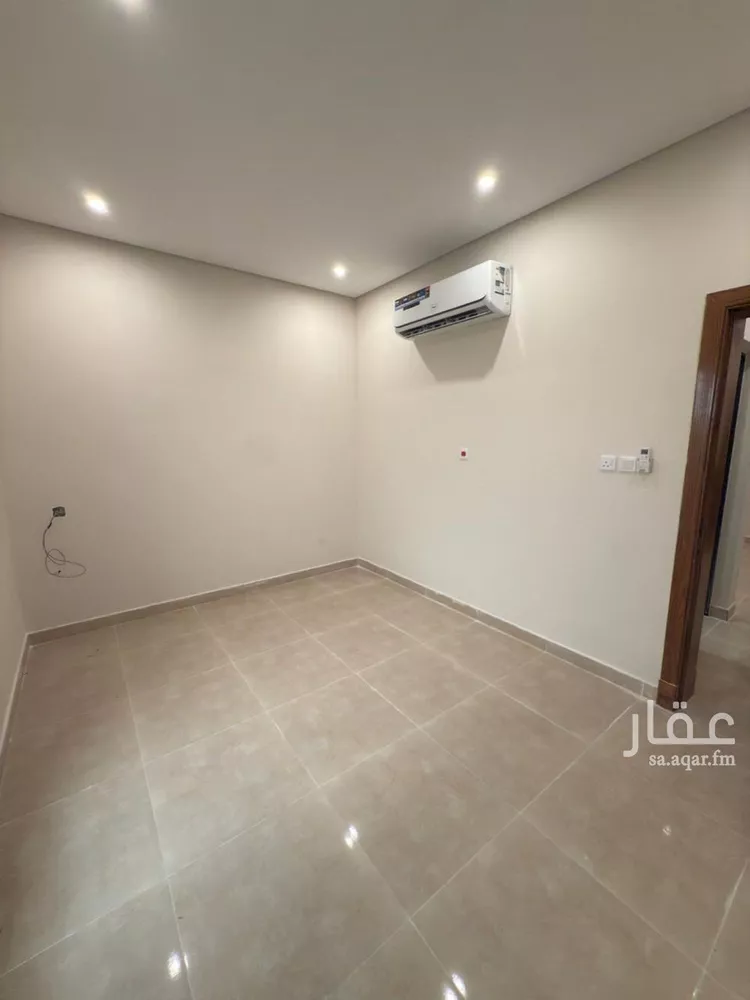 شقة للإيجار في شارع عنيزة, حي الثقبة, مدينة الخبر, المنطقة الشرقية