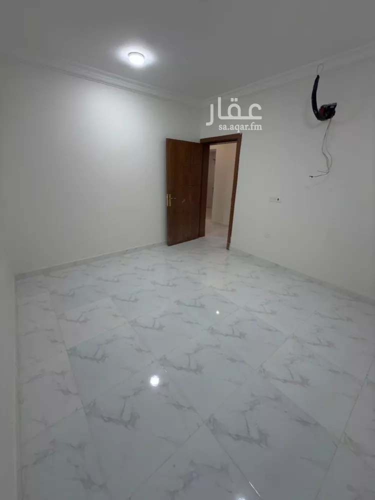 شقة للإيجار في شارع عنيزة, حي الثقبة, مدينة الخبر, المنطقة الشرقية صورة 5