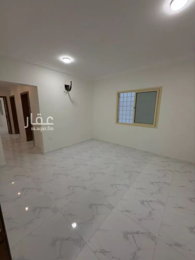 شقة للإيجار في شارع عنيزة, حي الثقبة, مدينة الخبر, المنطقة الشرقية صورة 2