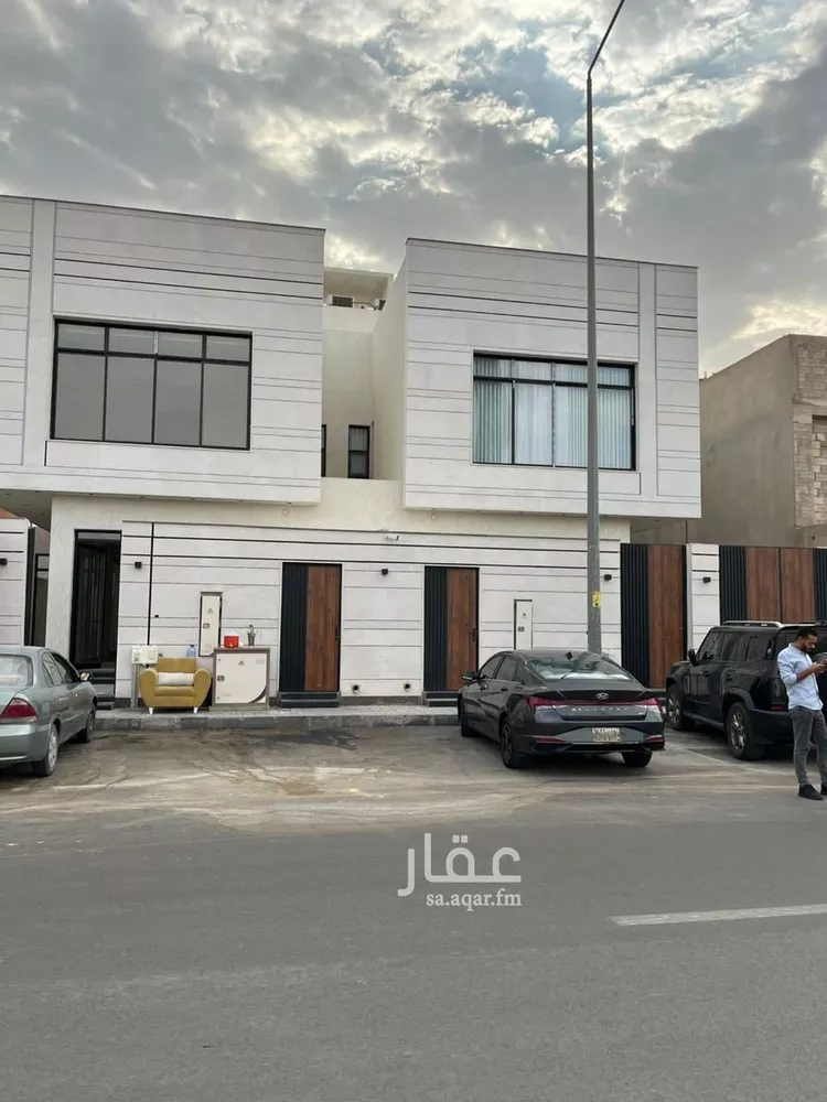 فيلا للبيع في شارع علي بن عبدالكريم, حي إشبيلية, مدينة الرياض, منطقة الرياض