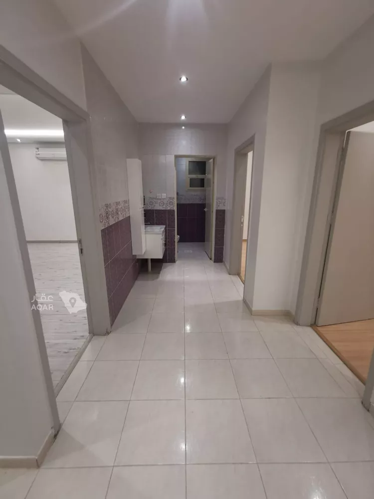 Floor for Rent in Riyadh Qurtubah 3