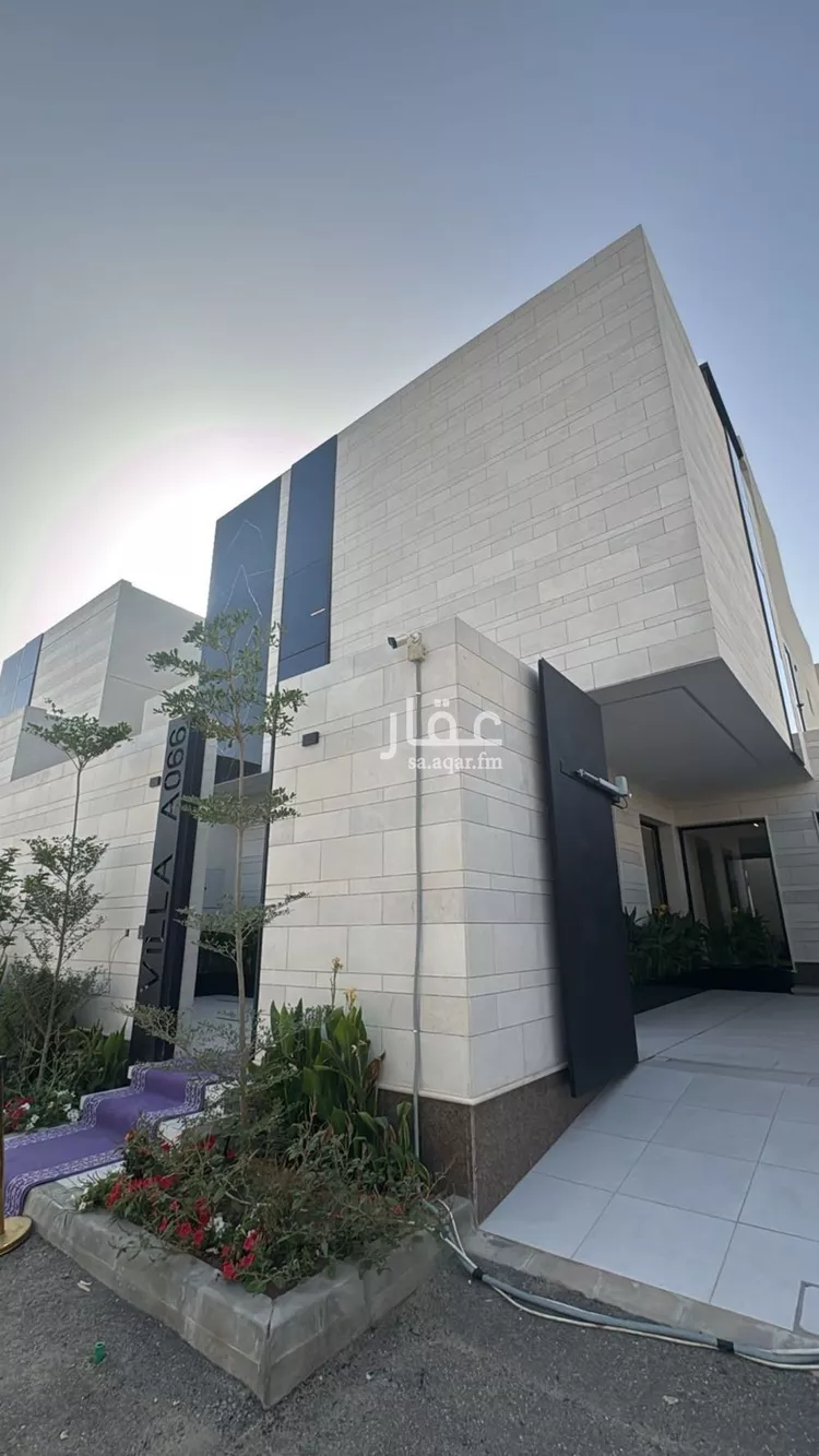 فيلا للبيع في شارع محمد المعافري, حي العارض, مدينة الرياض, منطقة الرياض