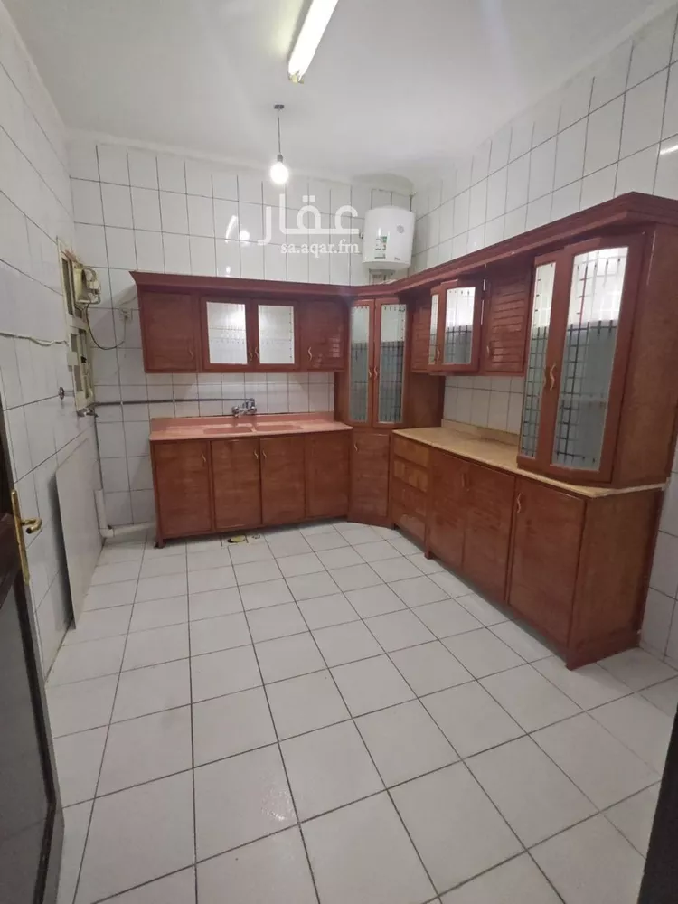 شقة للإيجار في شارع سليمان بن الأشعث, حي غرناطة, مدينة الرياض, منطقة الرياض