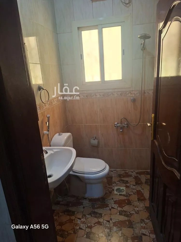 شقة للإيجار في شارع اسلم بن عميره, حي الدرع, مدينة المدينة المنورة, منطقة المدينة المنورة صورة 3