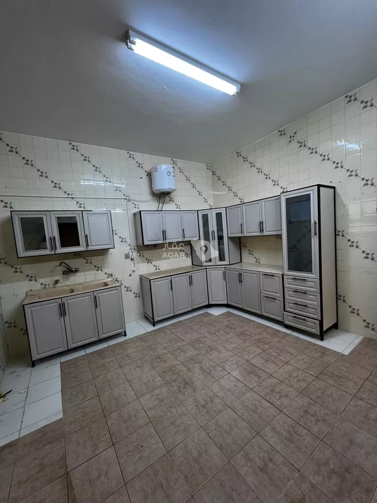 Floor for Rent in Riyadh King Faisal صورة 2